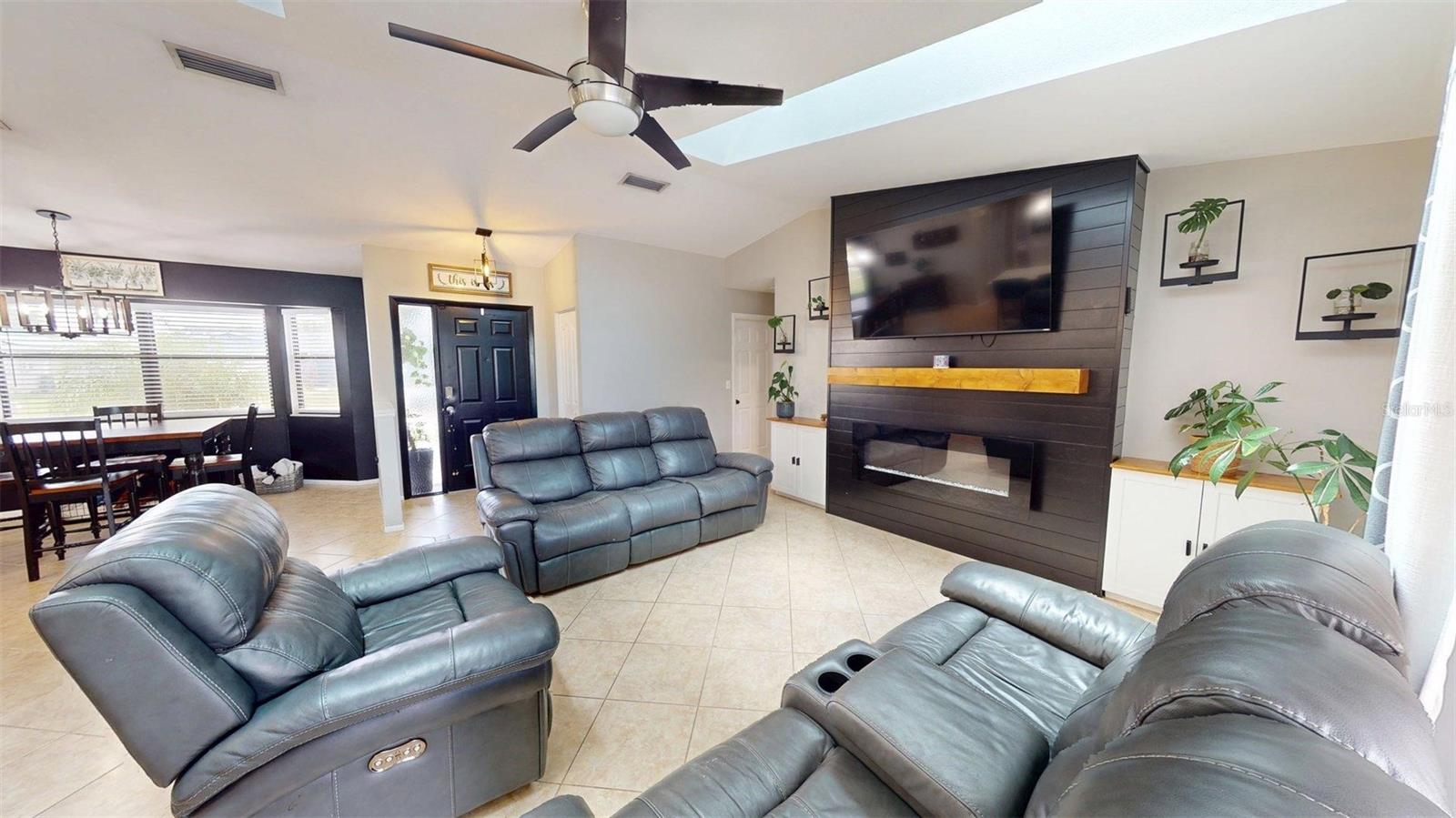 2461 Gold Oak, Sarasota, FL 34232