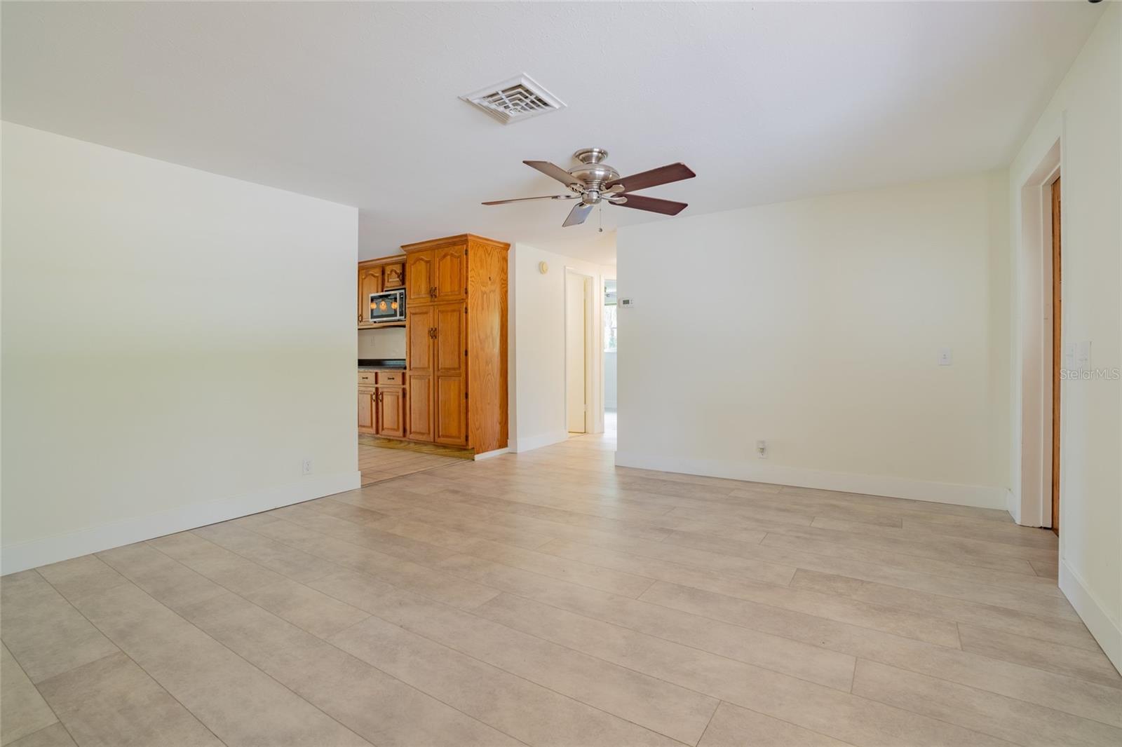 605 Barnes, Nokomis, FL 34275