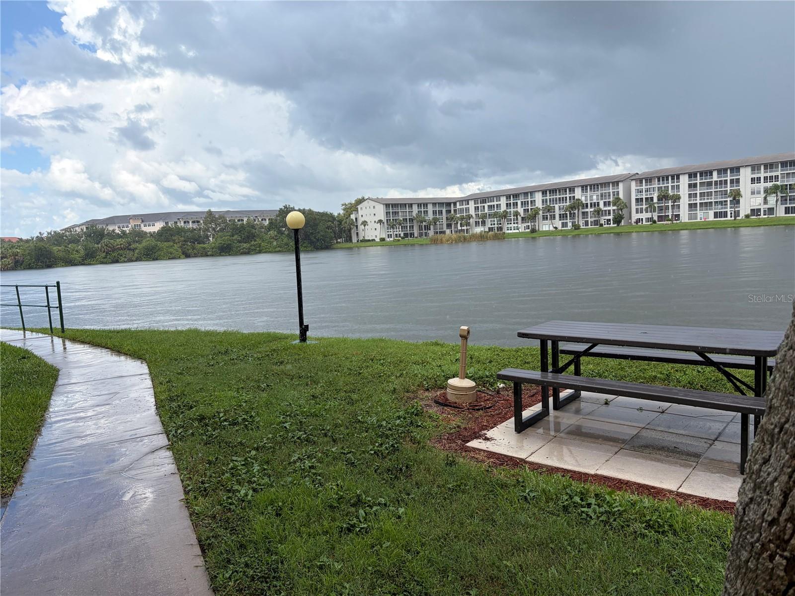3753 Lake Bayshore Unit 305, Bradenton, FL 34205