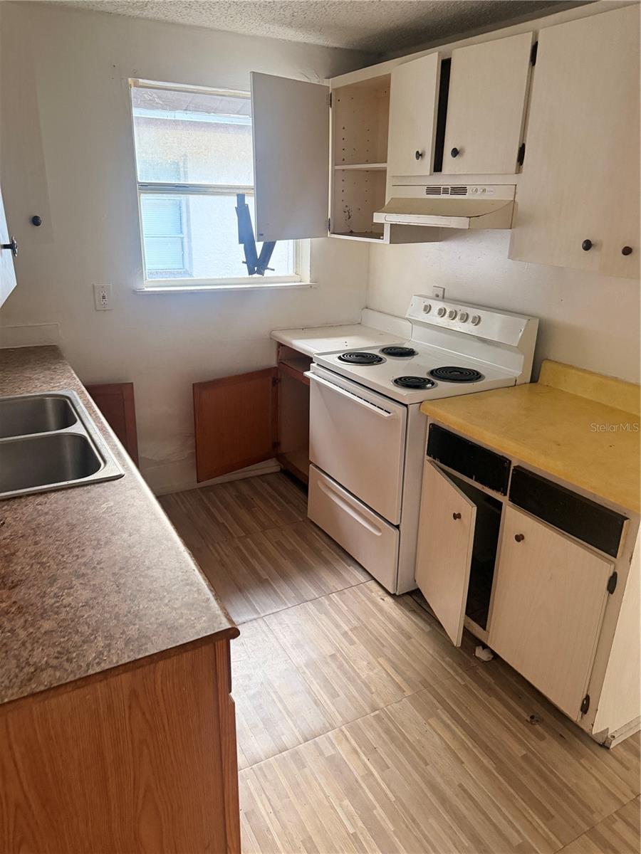 1110 Carlton, Clearwater, FL 33755