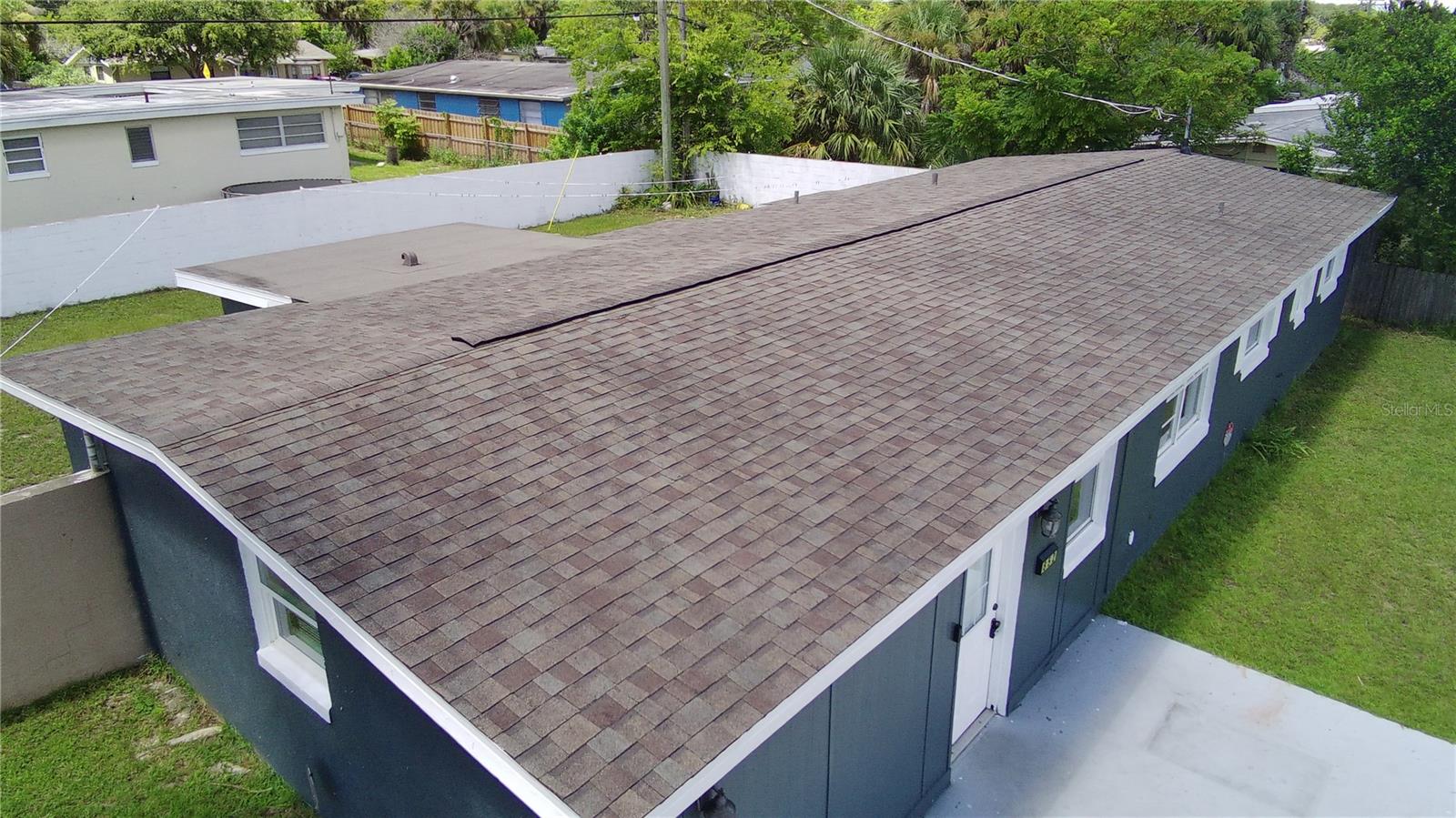 852 Derbyshire, Daytona Beach, FL 32117