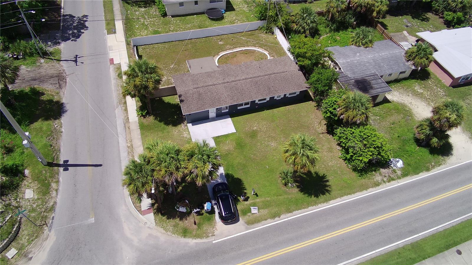 852 Derbyshire, Daytona Beach, FL 32117