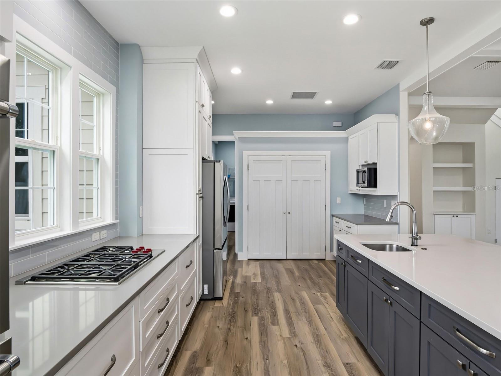 7956 Lake Nellie, Clermont, FL 34714