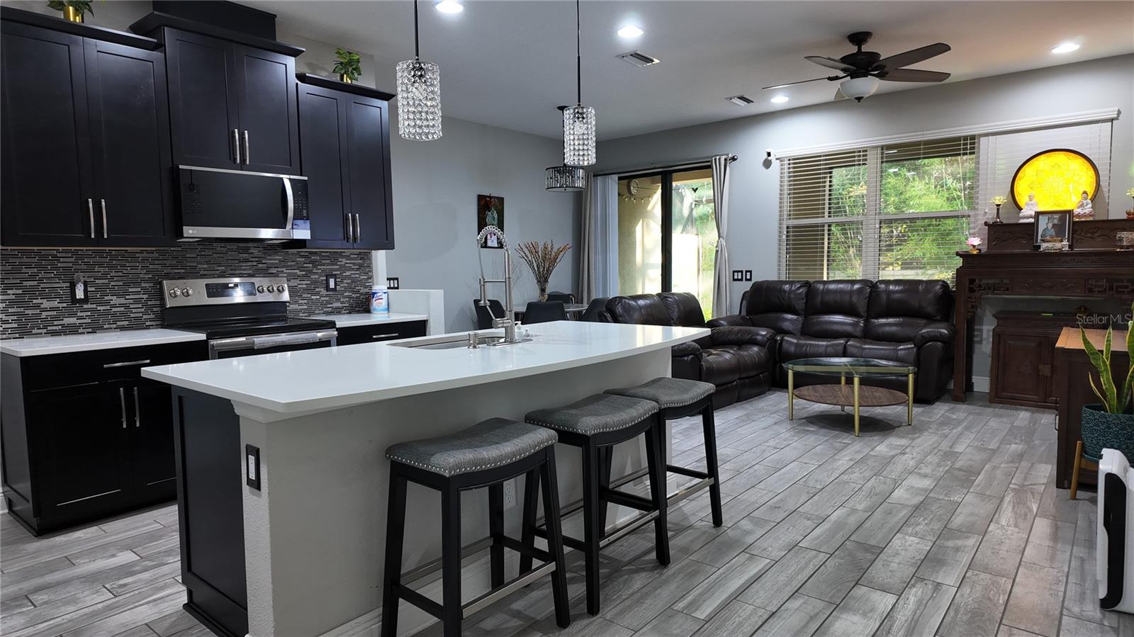 7850 52nd, Bradenton, FL 34203