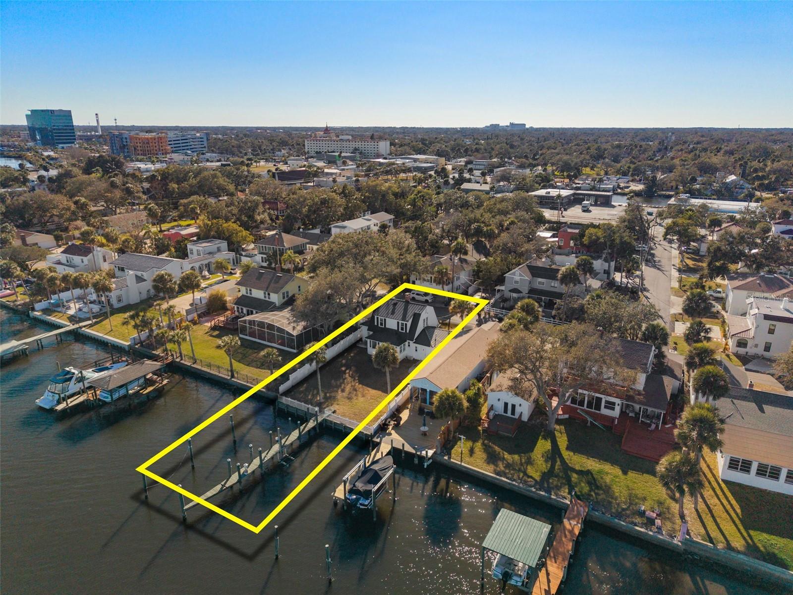 241 Lexington, Daytona Beach, FL 32114