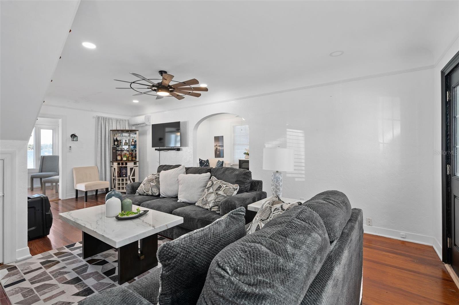 241 Lexington, Daytona Beach, FL 32114