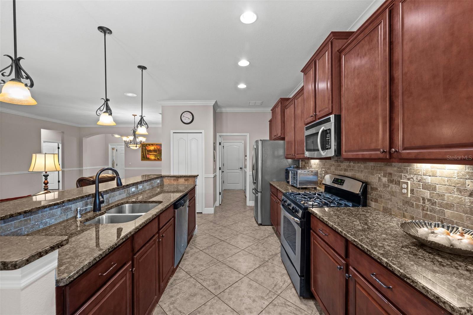 8212 36th, Sarasota, FL 34243