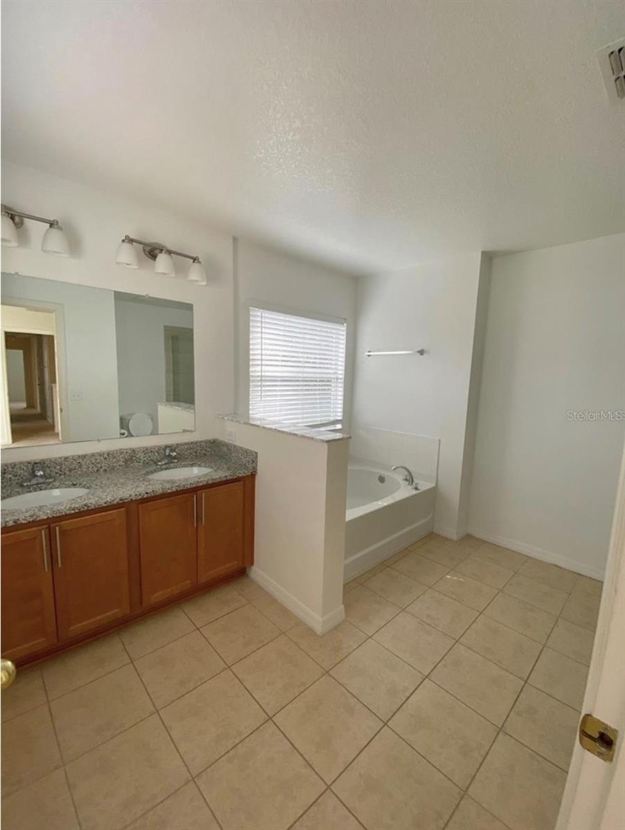3048 Seaview Castle, Kissimmee, FL 34746