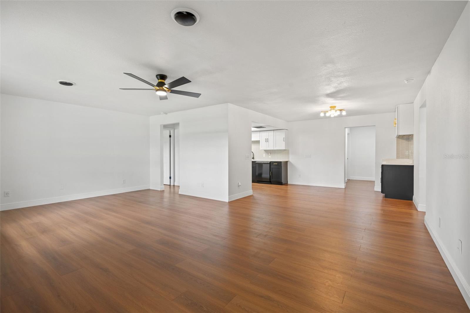 6111 18th, Zephyrhills, FL 33542