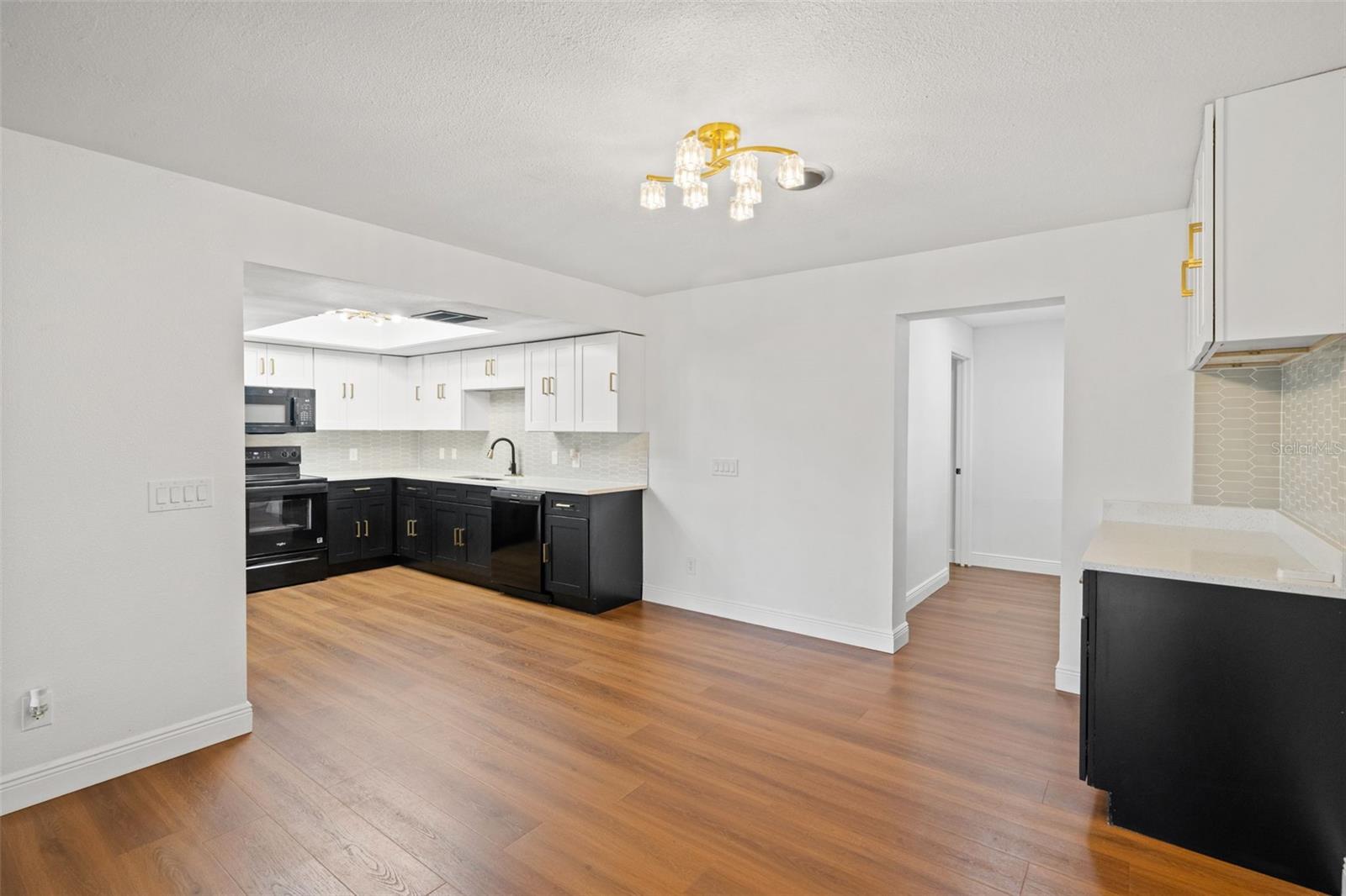 6111 18th, Zephyrhills, FL 33542