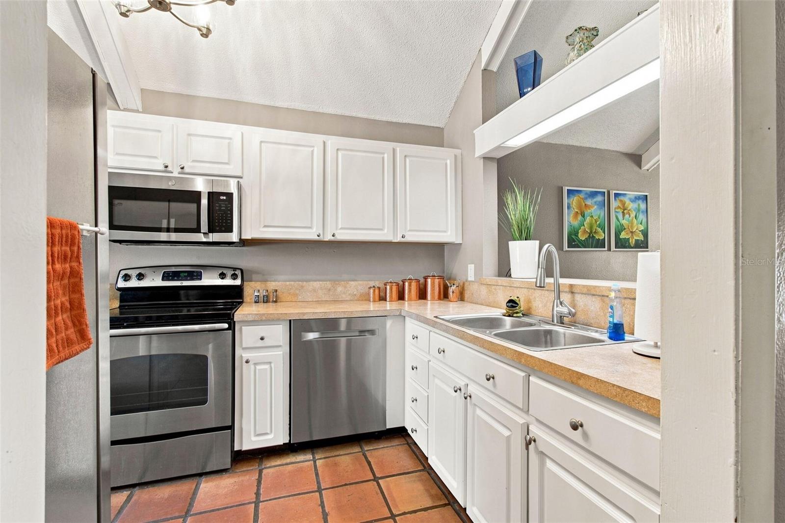 4130 Muriel Unit 5-c, Tampa, FL 33614