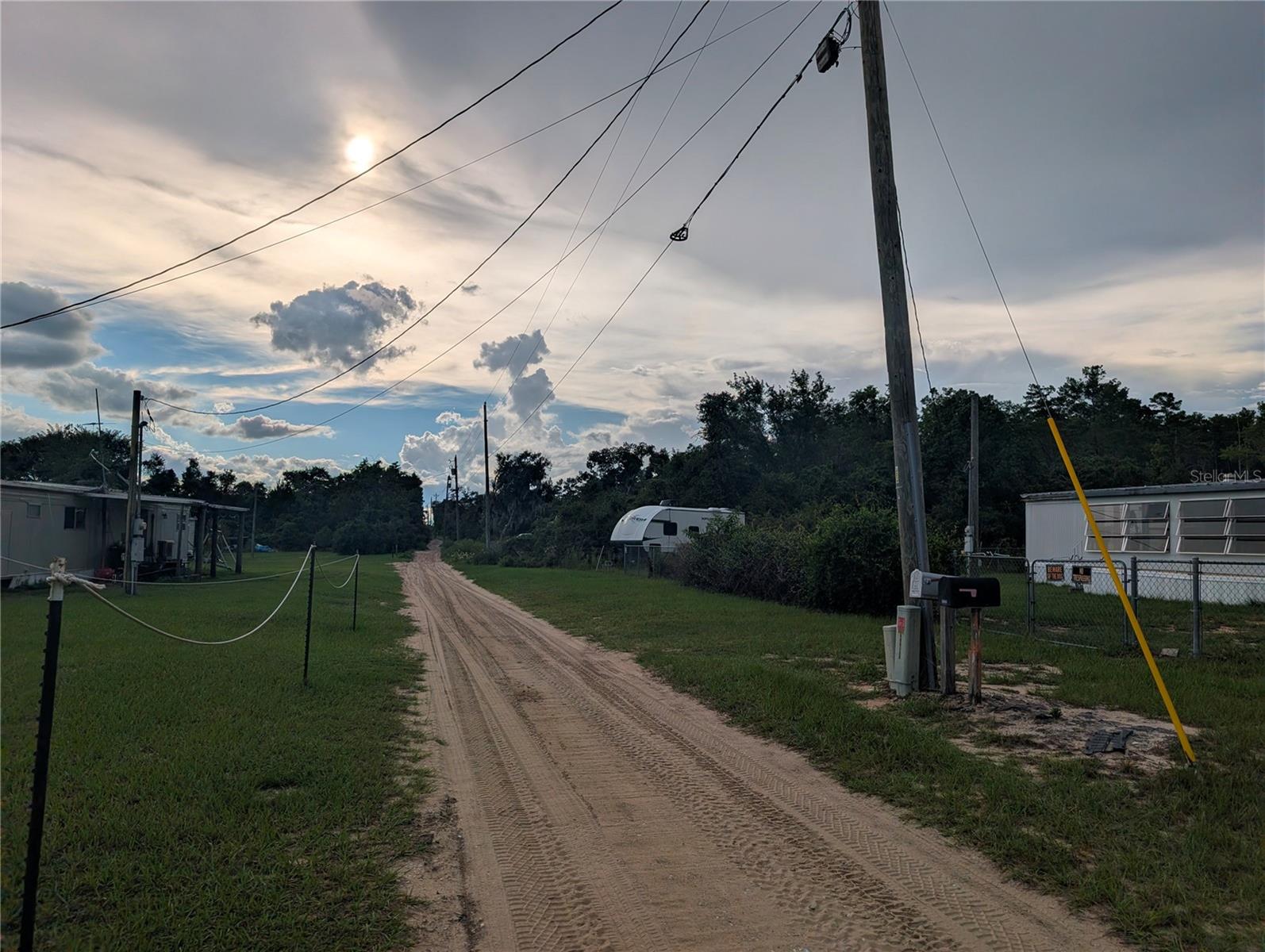 20683 140th, Umatilla, FL 32784