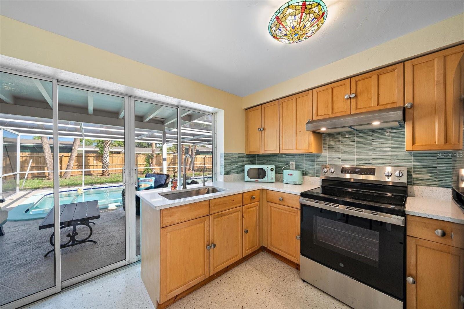 270 Seminole, Venice, FL 34293