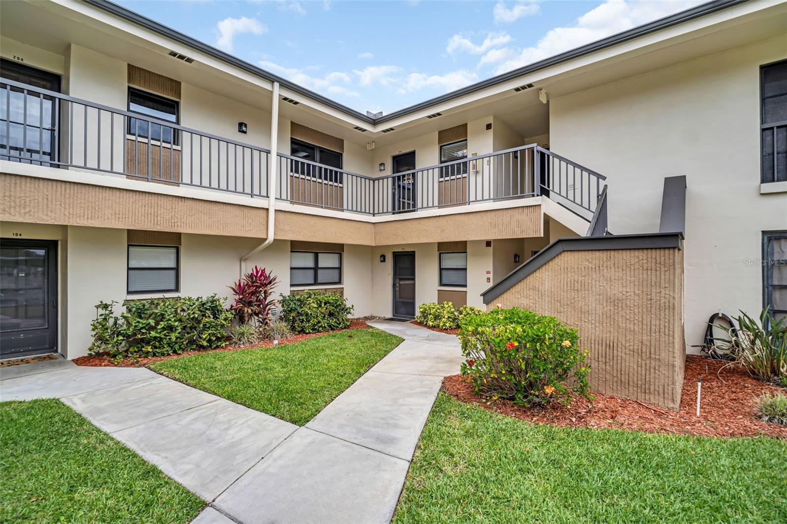 2700 Nebraska Unit 5-205, Palm Harbor, FL 34684