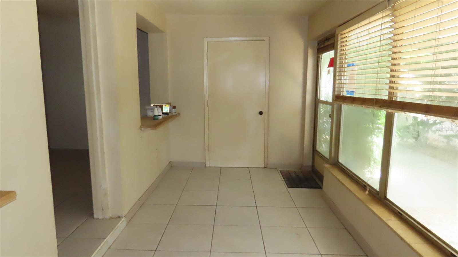 3100 Hartford Unit 129, St Petersburg, FL 33713