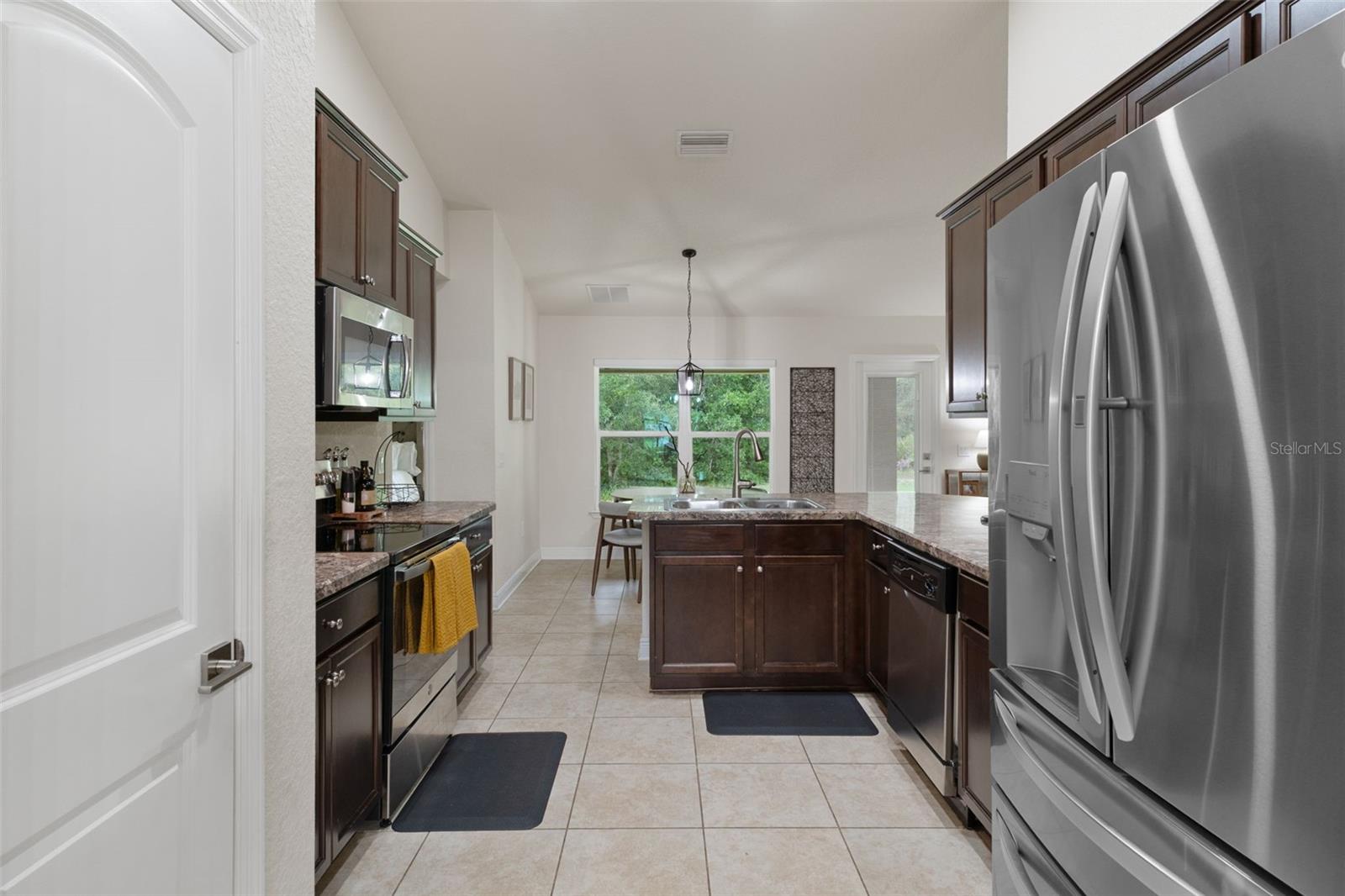 101 Oak Village, Homosassa, FL 34446