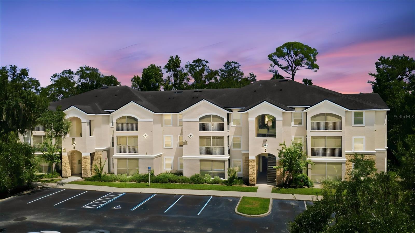 940 Village Unit 3-104, Port Orange, FL 32127