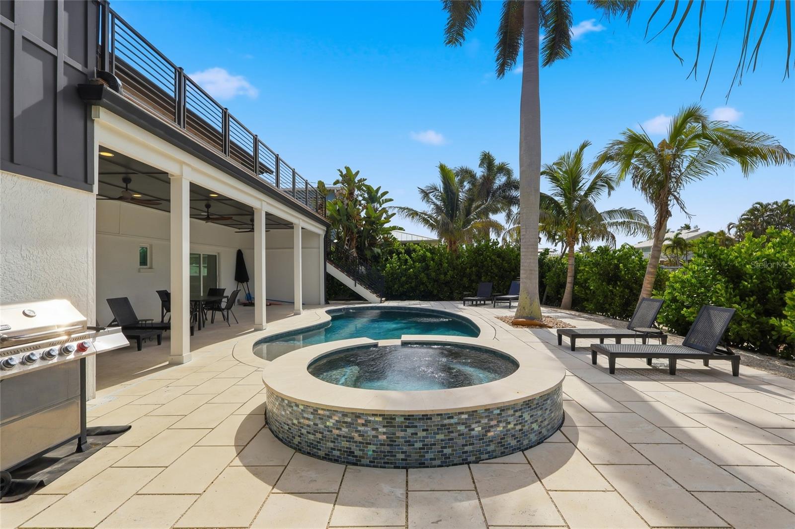 405 28th, Holmes Beach, FL 34217