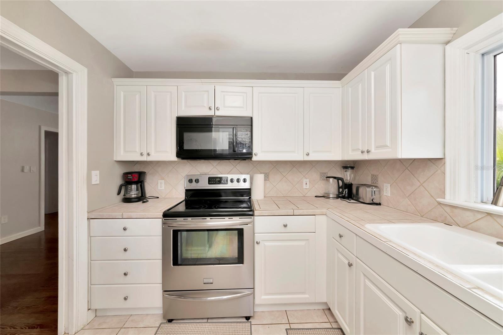 1712 Siesta, Sarasota, FL 34239