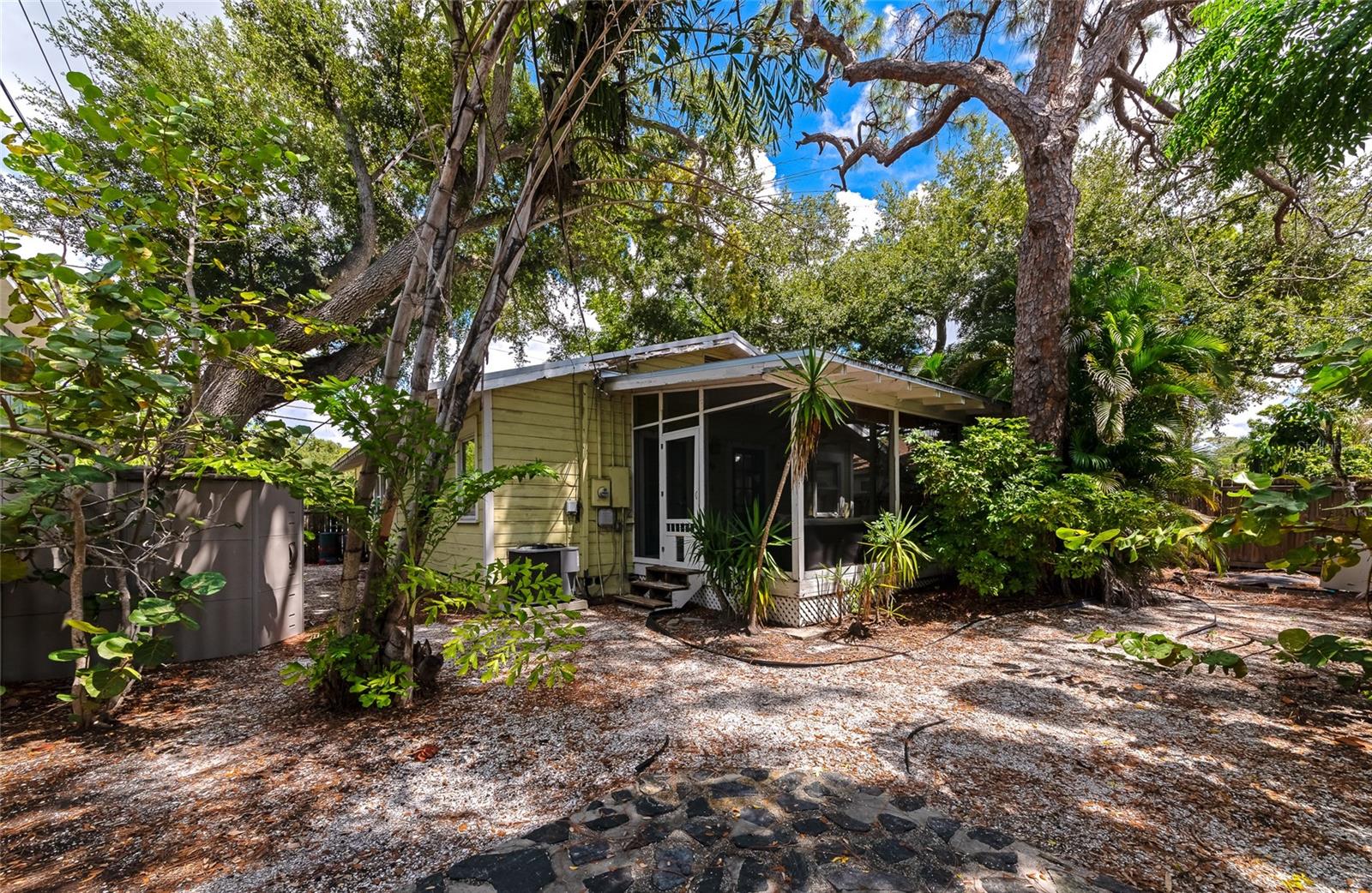 1712 Siesta, Sarasota, FL 34239