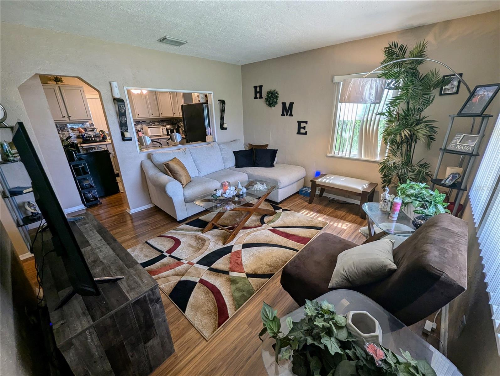 2749 16th, St Petersburg, FL 33713