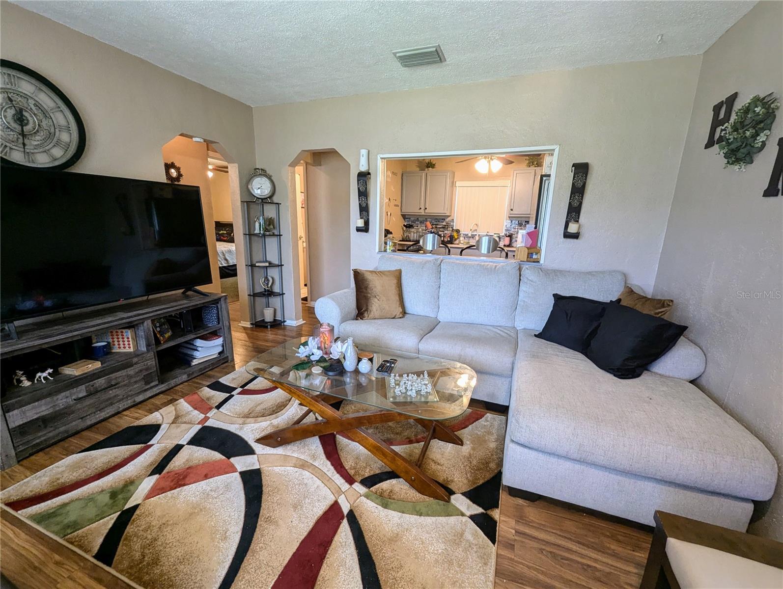 2749 16th, St Petersburg, FL 33713
