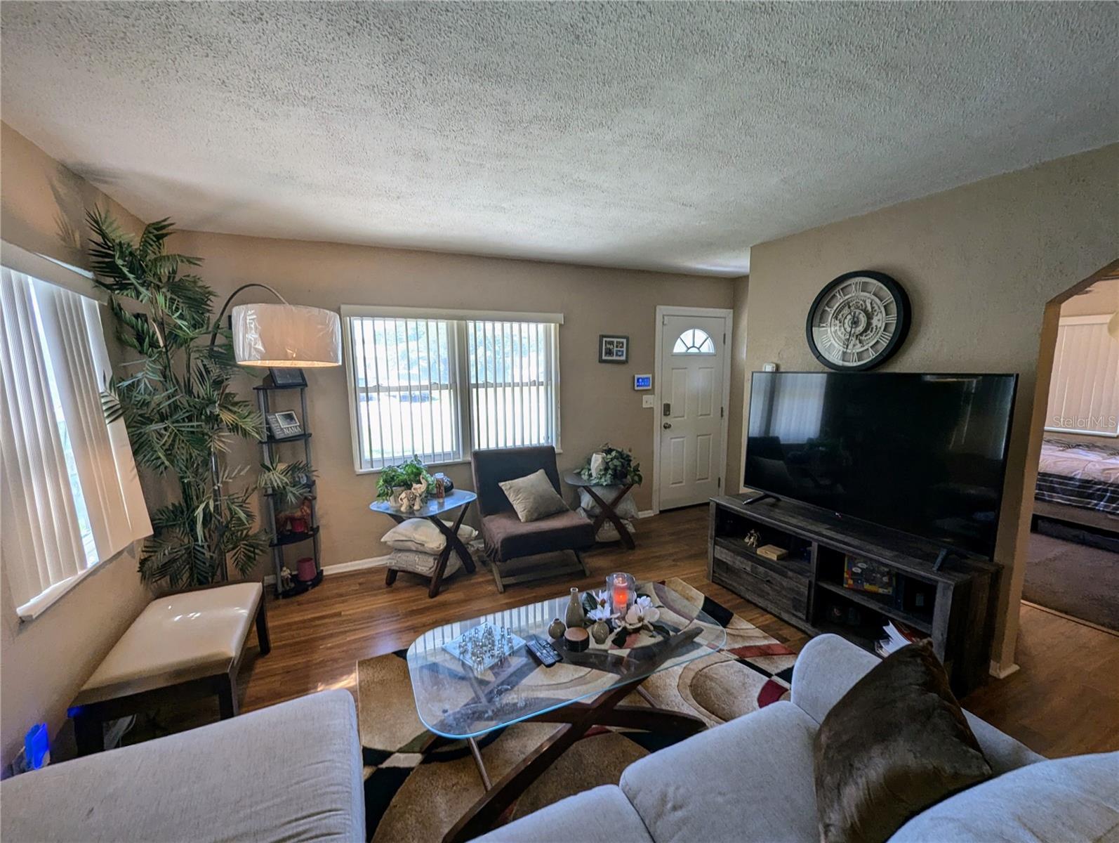 2749 16th, St Petersburg, FL 33713