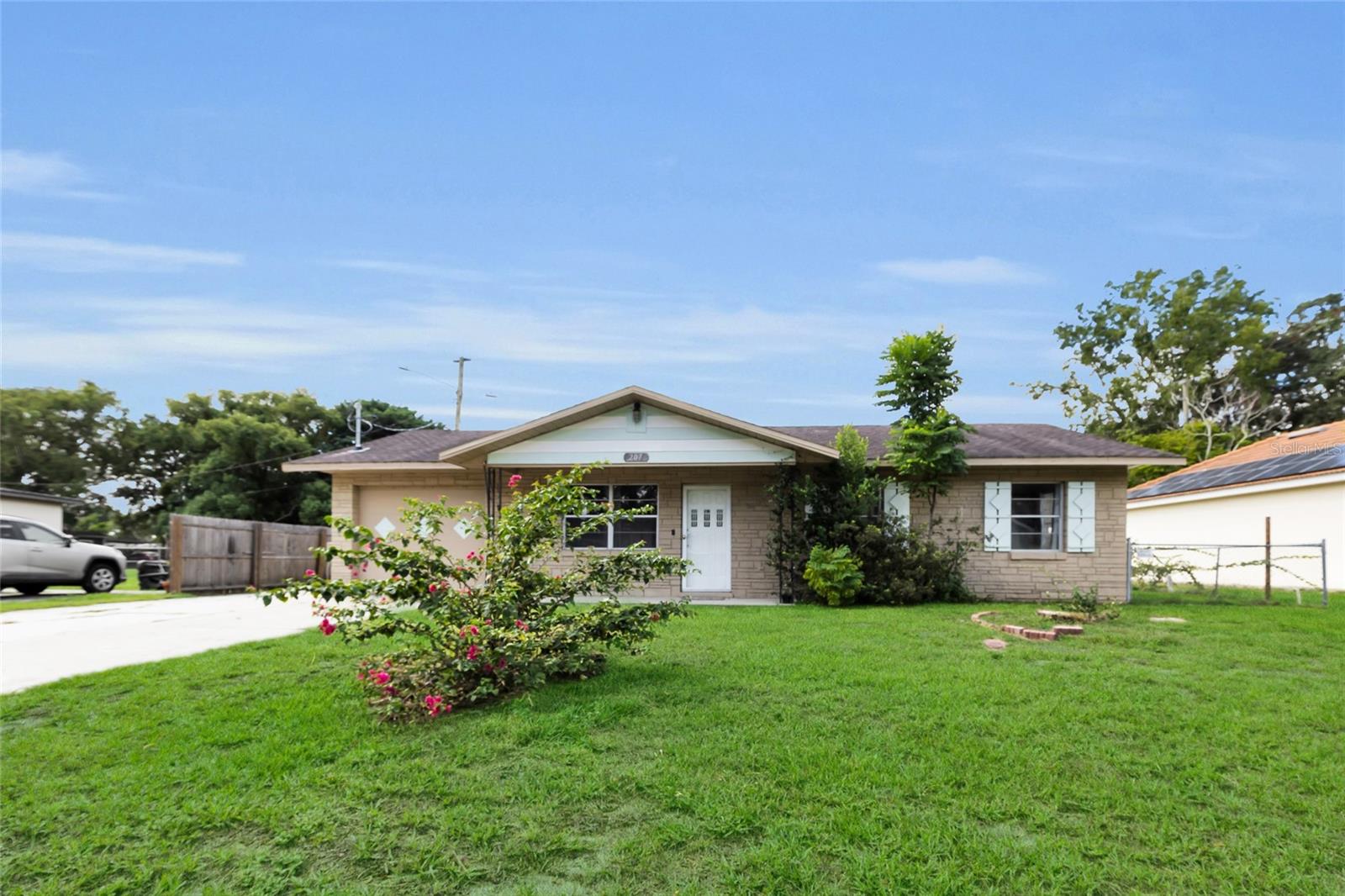 207 Elaine, Auburndale, FL 33823