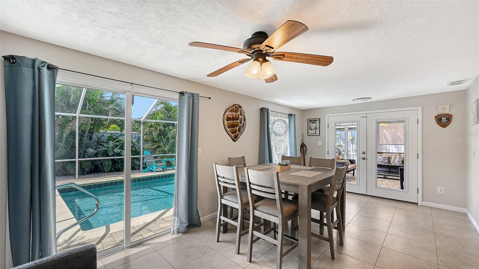 5338 Foxwood, Sarasota, FL 34232