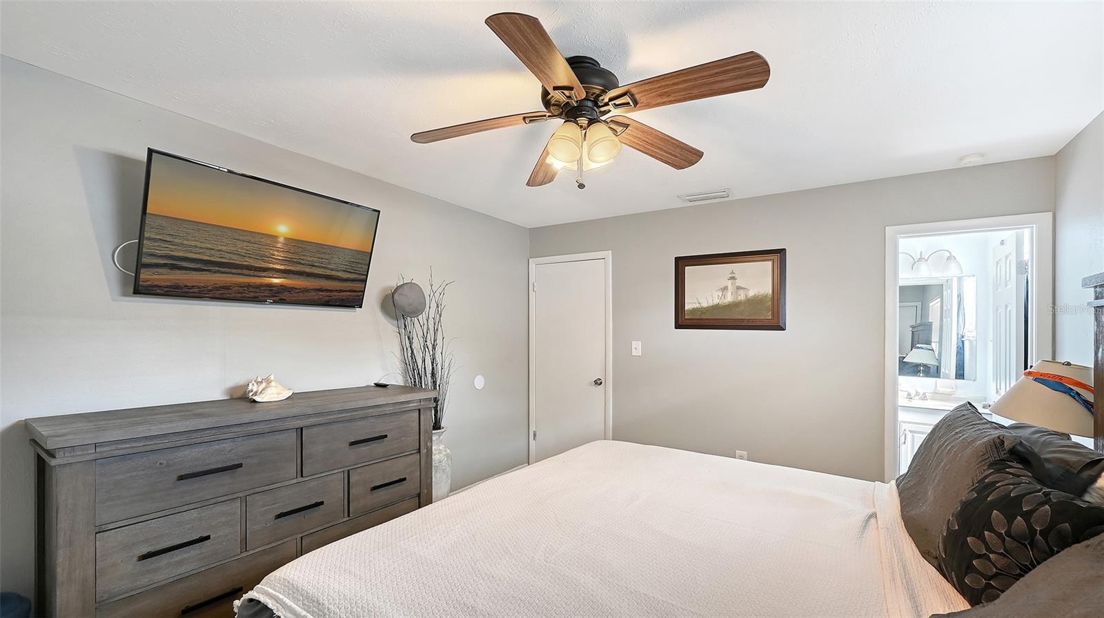 5338 Foxwood, Sarasota, FL 34232