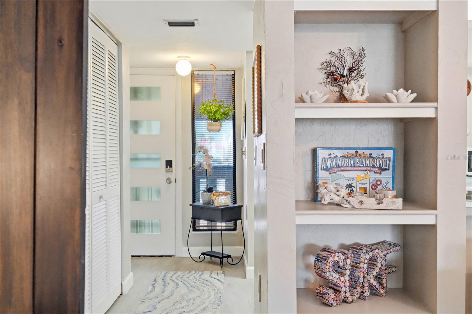 1801 Gulf Unit 219, Bradenton Beach, FL 34217