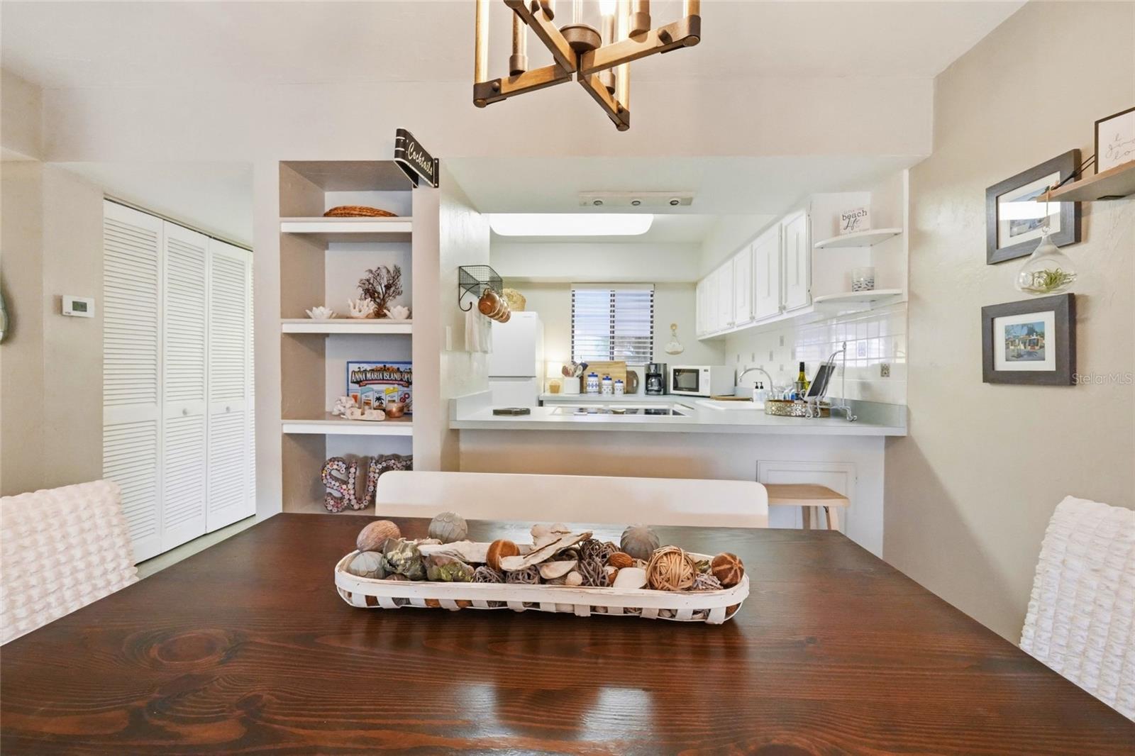 1801 Gulf Unit 219, Bradenton Beach, FL 34217