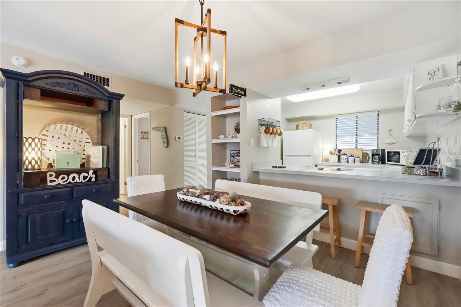 1801 Gulf Unit 219, Bradenton Beach, FL 34217