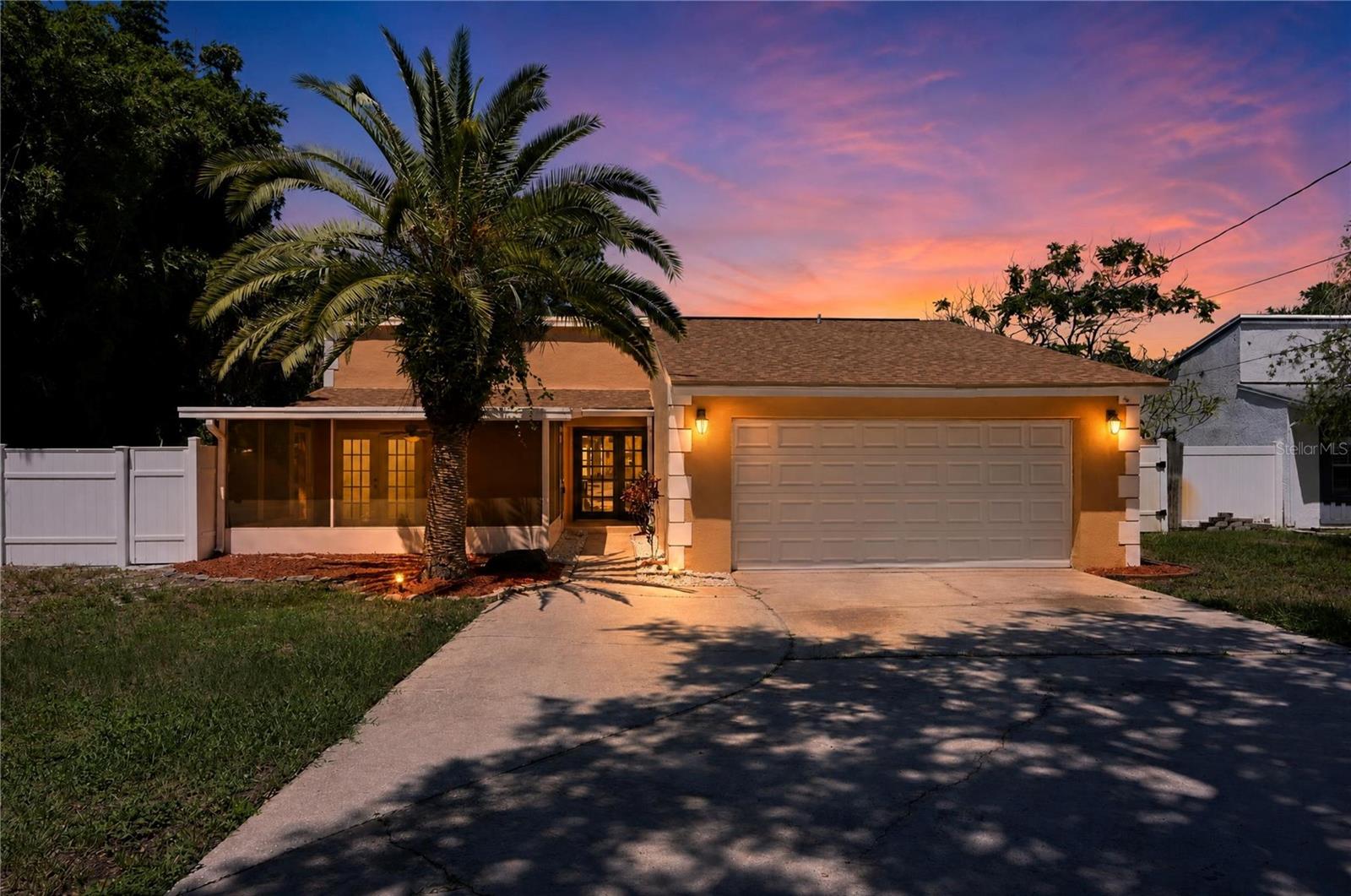 915 Seminole, Tarpon Springs, FL 34689