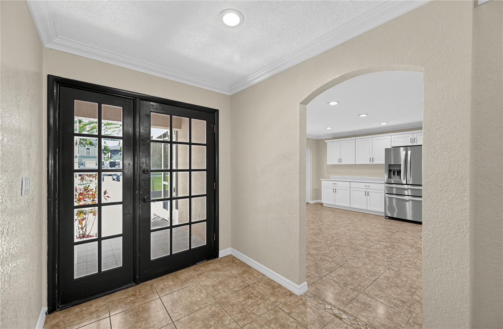 915 Seminole, Tarpon Springs, FL 34689