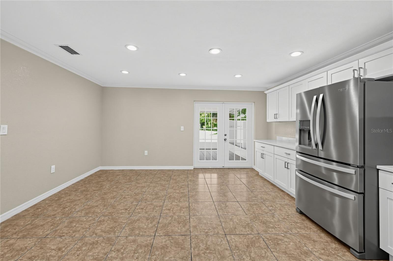 915 Seminole, Tarpon Springs, FL 34689