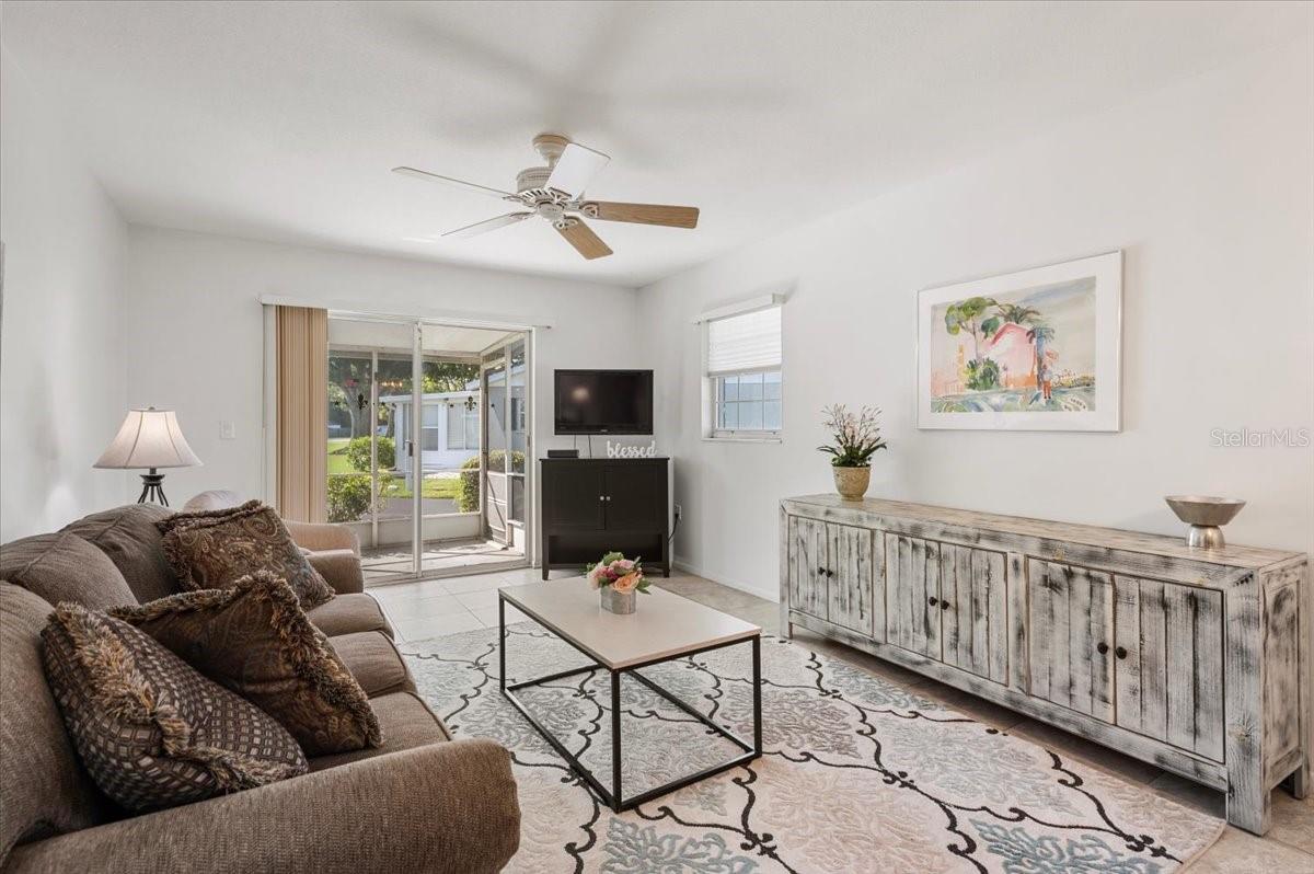 2753 Golf Course Unit 104, Sarasota, FL 34234