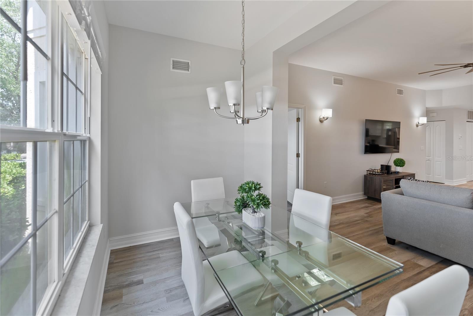 3702 54th Unit 102, Bradenton, FL 34210