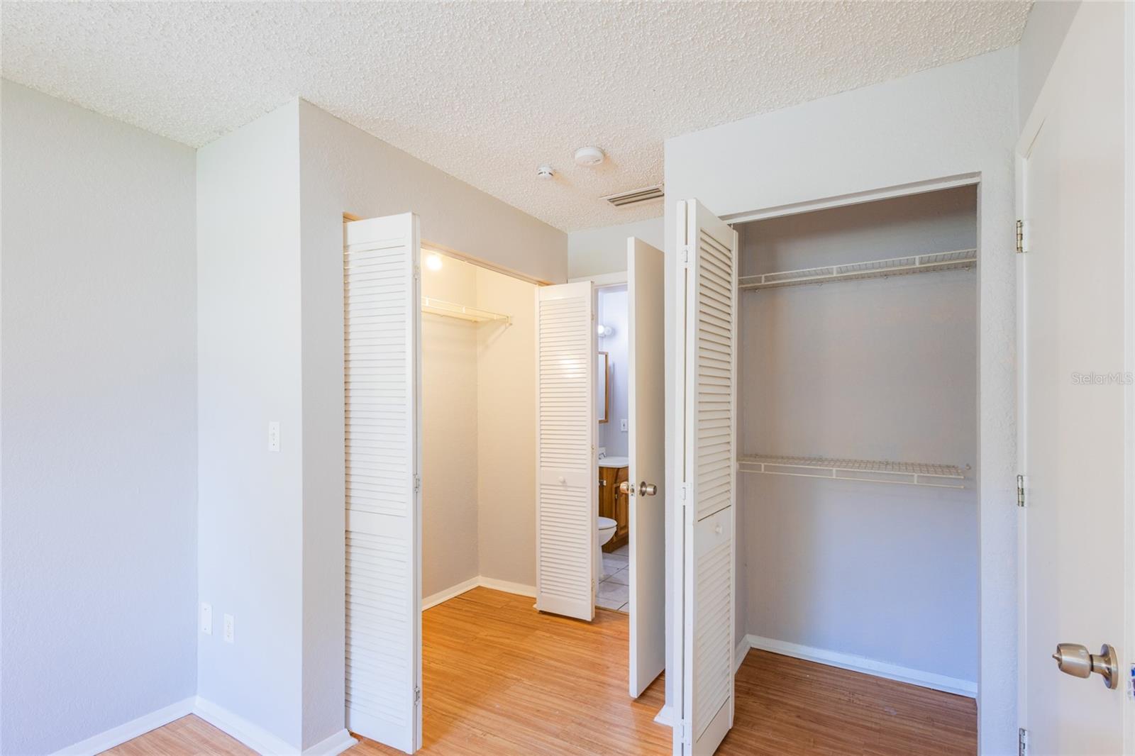 8081 28th, St Petersburg, FL 33710