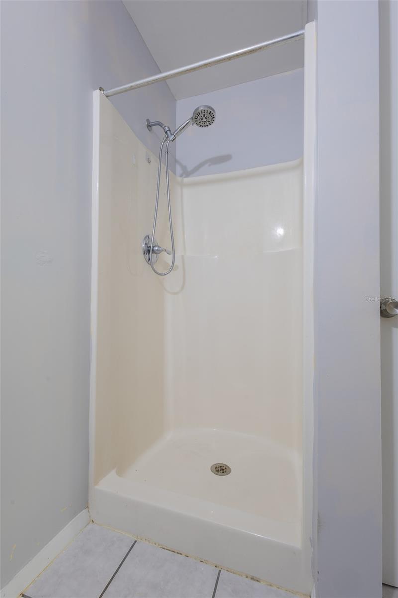 8081 28th, St Petersburg, FL 33710