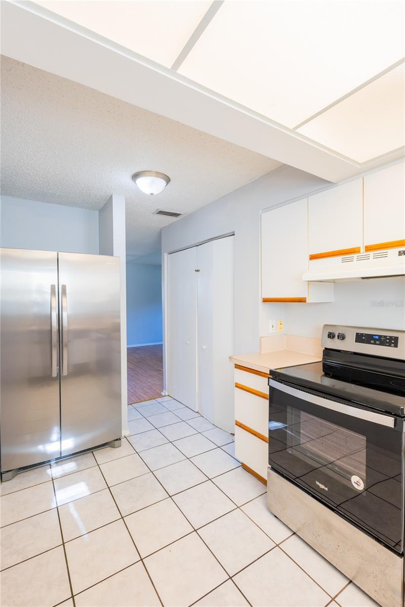 8081 28th, St Petersburg, FL 33710