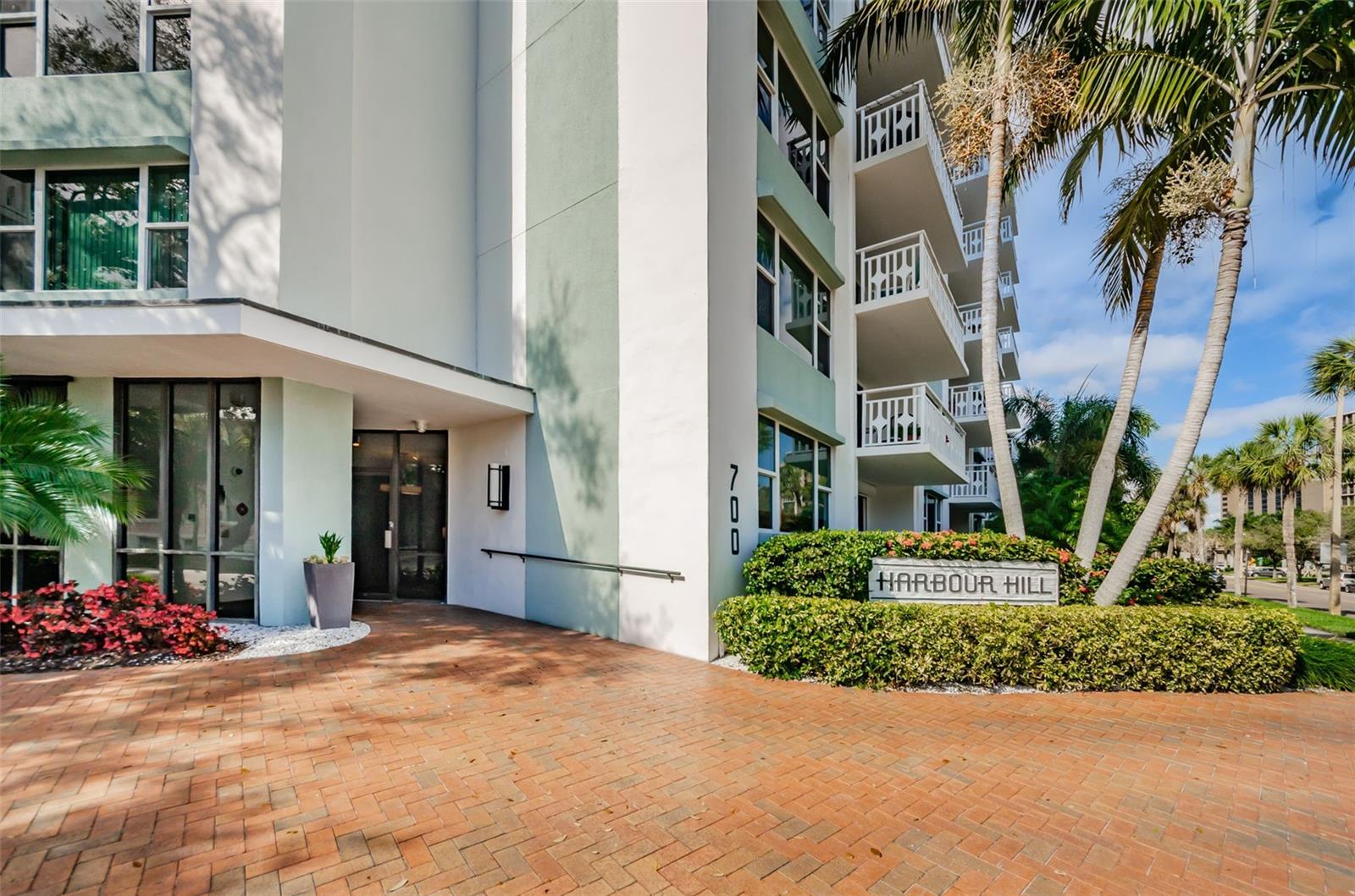 700 Beach Unit 308, St Petersburg, FL 33701