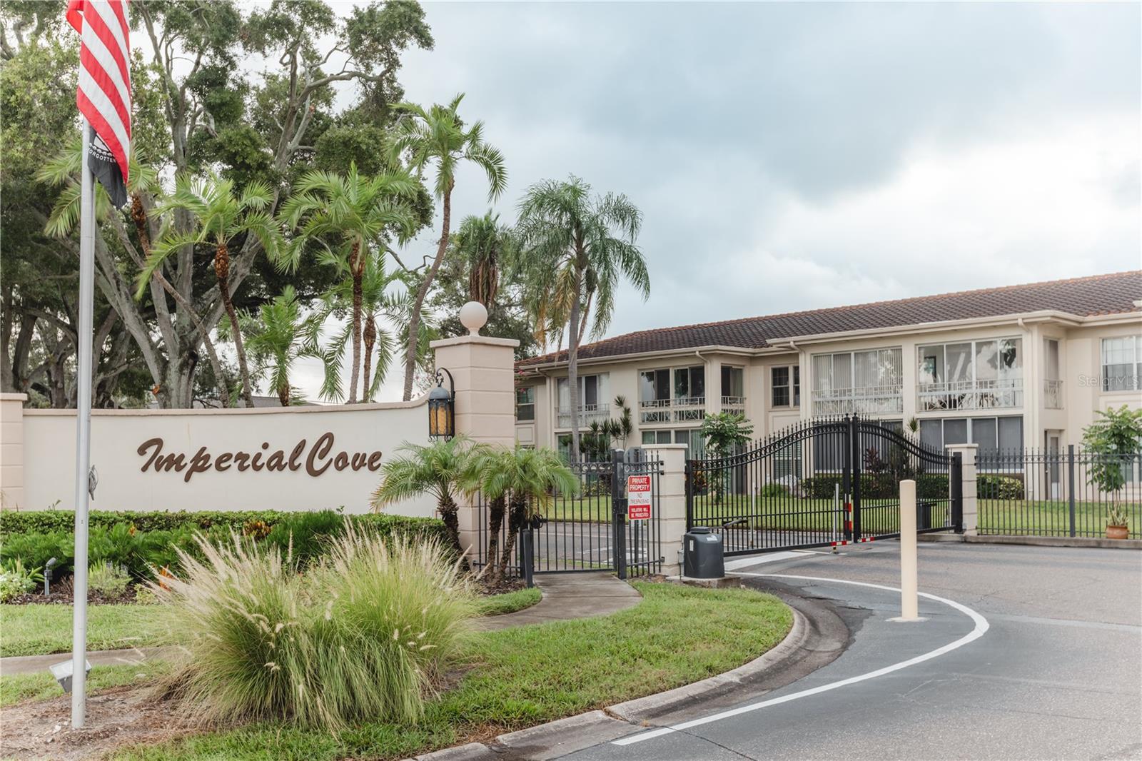 19029 Us Highway 19 Unit 2-4, Clearwater, FL 33764
