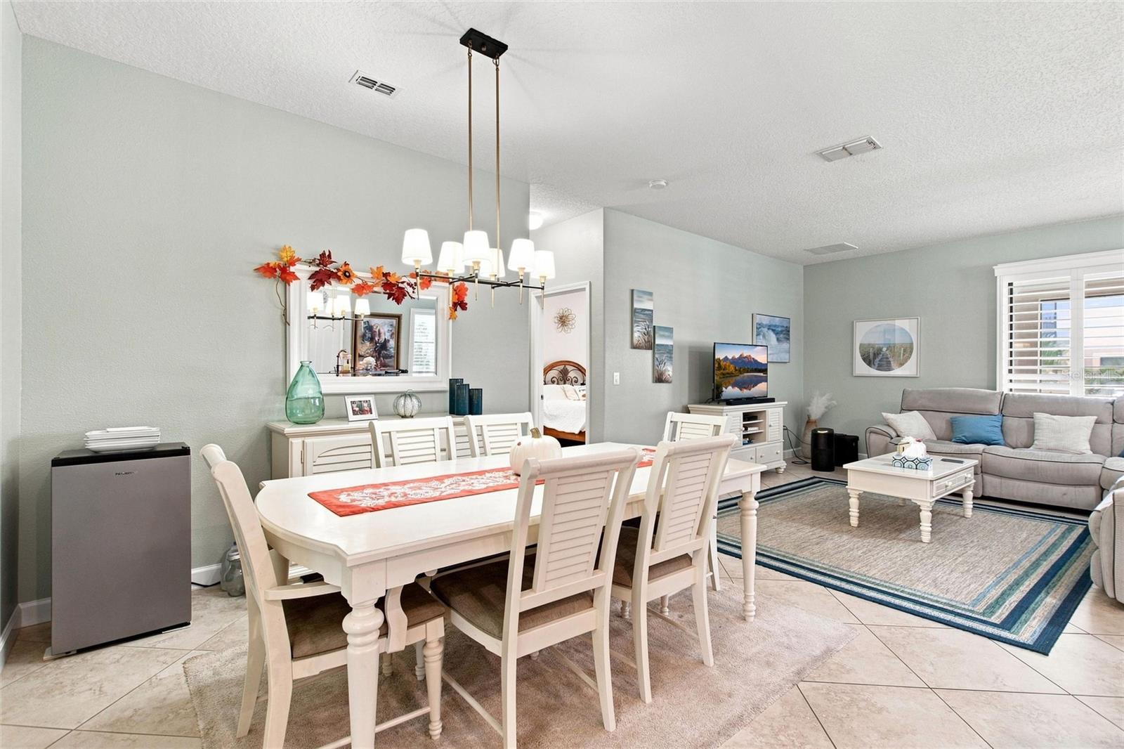 8961 Dove Valley, Davenport, FL 33896
