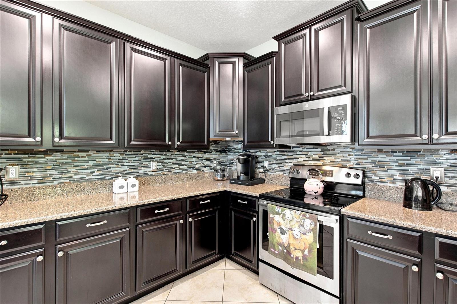 8961 Dove Valley, Davenport, FL 33896