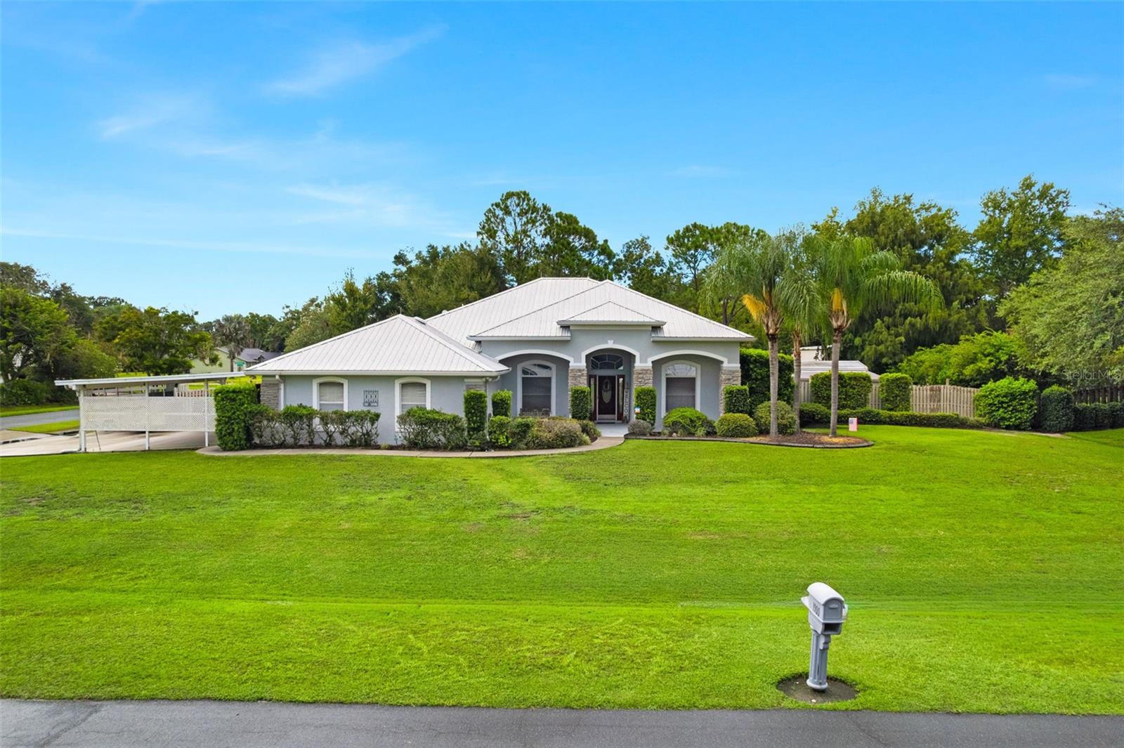 1900 Griff Wood Ct, St Cloud, FL 34772