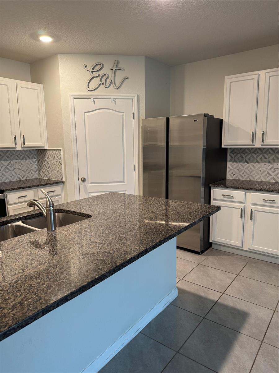 2755 Sunkissed, Magnolia Square, FL 34771