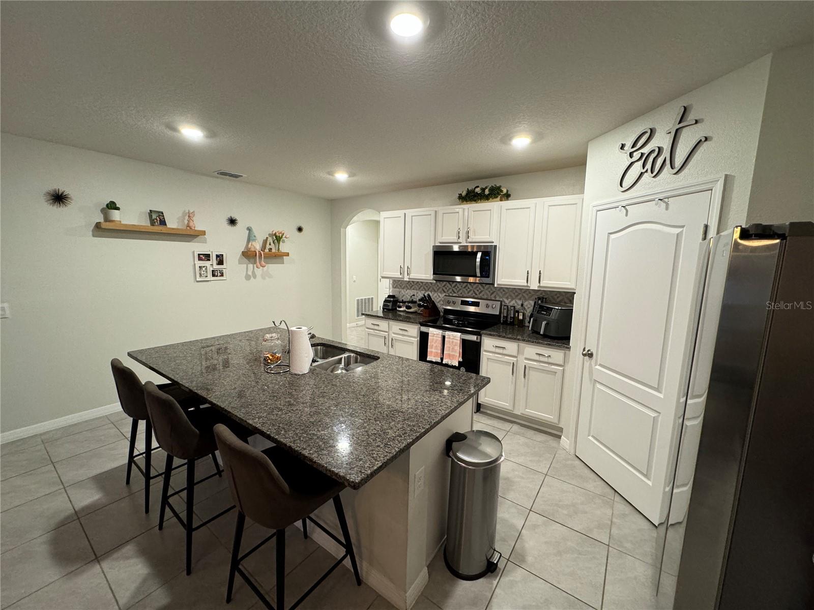 2755 Sunkissed, Magnolia Square, FL 34771