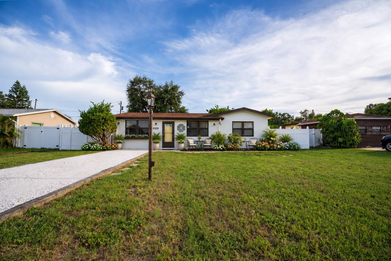 10294 54th, St Petersburg, FL 33708