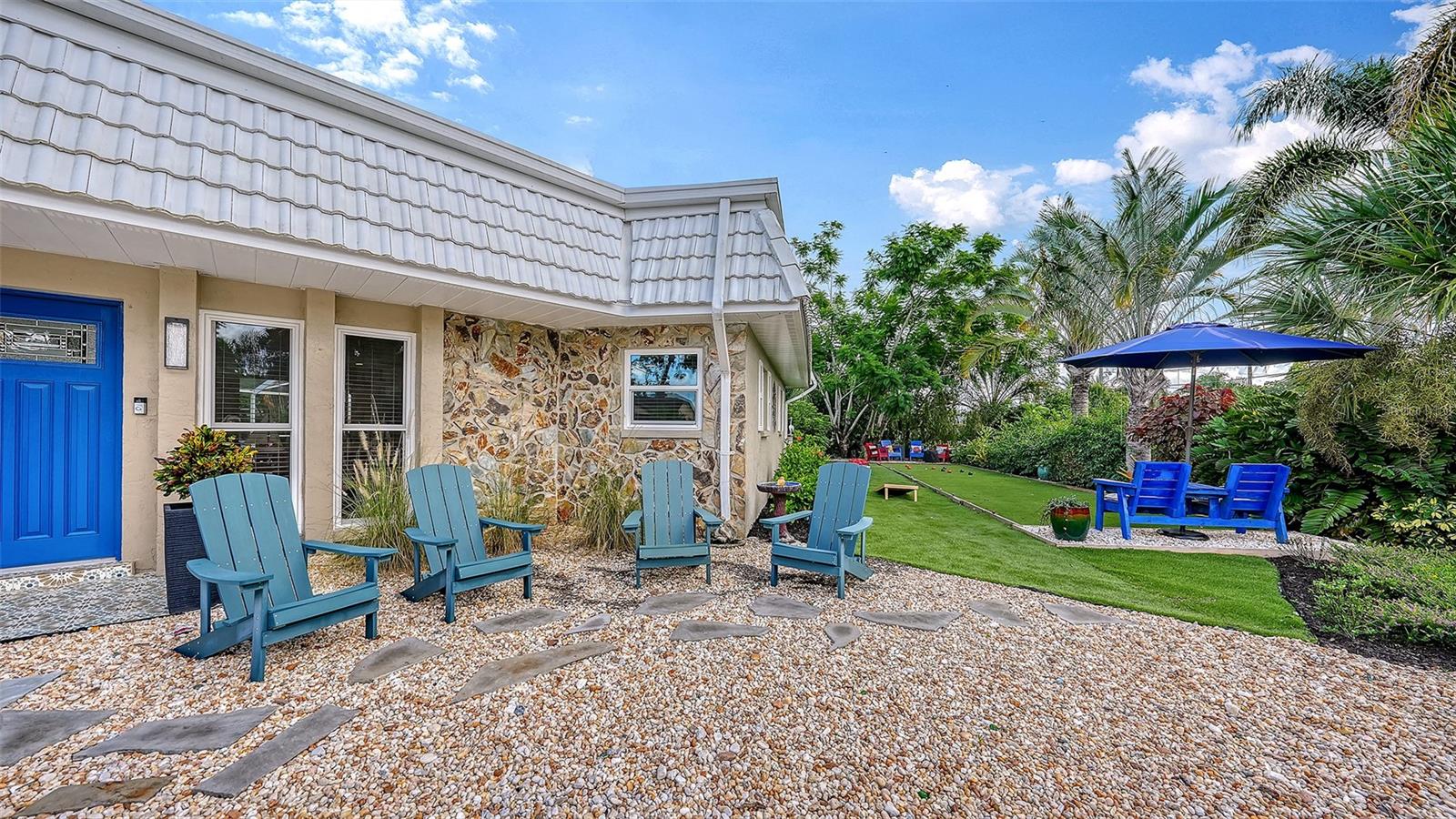 5211 Inverness, Sarasota, FL 34243